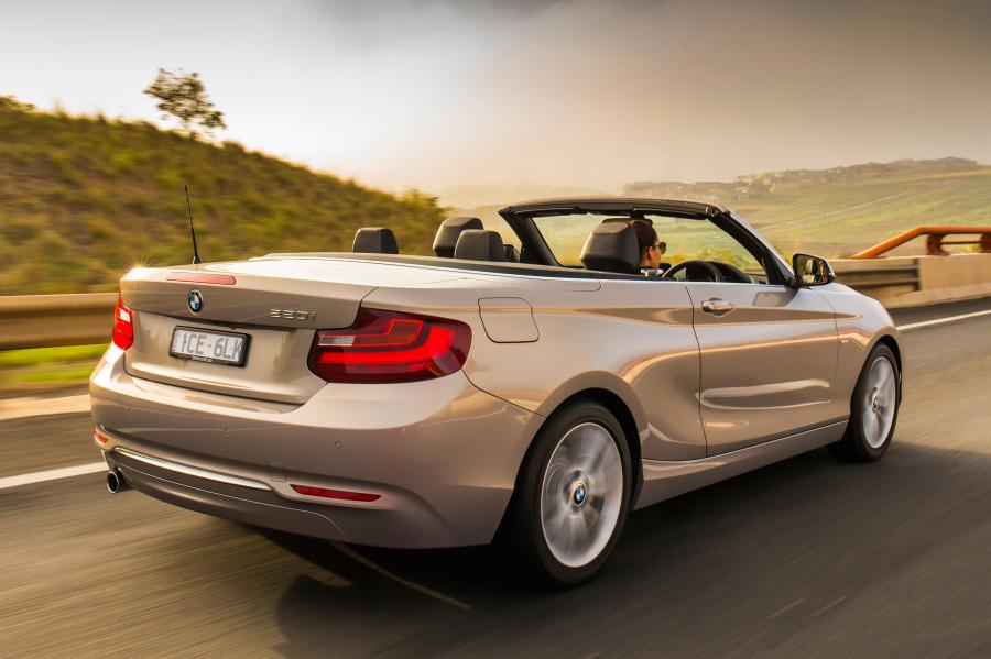  BMW 220i Convertible Luxury Line 2015 года  (AU) (фото 4 из 10)